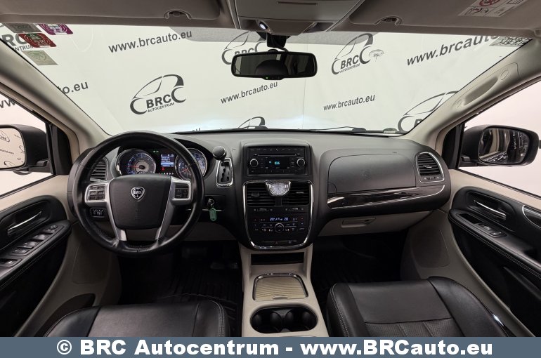 Lancia Voyager 2.8 CRD Silver Automatas 2013