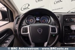 Lancia Voyager 2.8 CRD Silver Automatas 2013 full