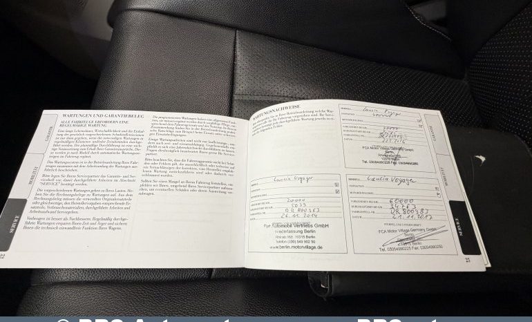 Lancia Voyager 2.8 CRD Silver Automatas 2013 full