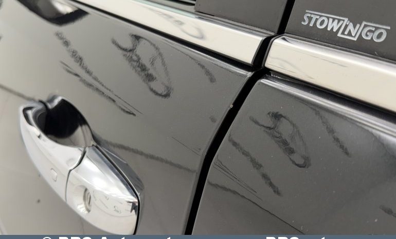 Lancia Voyager 2.8 CRD Silver Automatas 2013 full