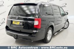 Lancia Voyager 2.8 CRD Silver Automatas 2013 full