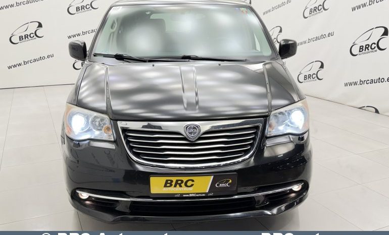 Lancia Voyager 2.8 CRD Silver Automatas 2013 full