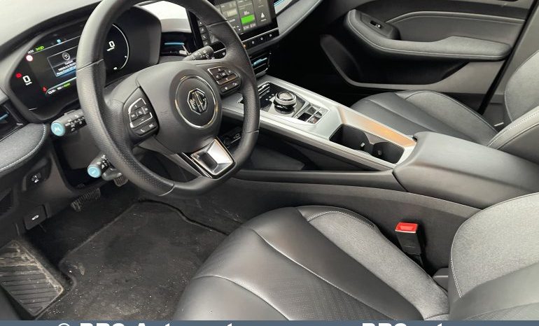 MG MG5 Long Range 61.1 kWh Automatas 2022 full