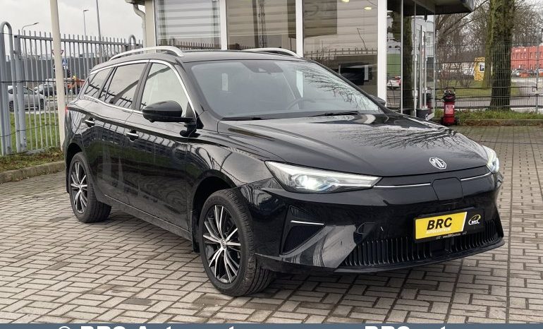 MG MG5 Long Range 61.1 kWh Automatas 2022 full