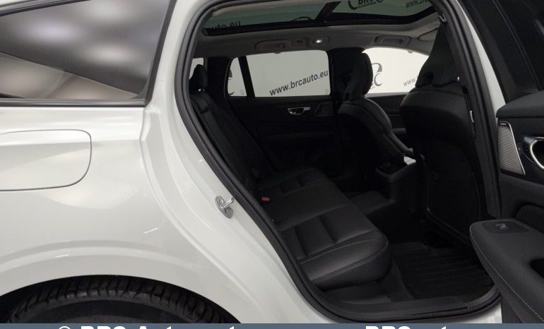 Volvo V60 Plug-in AWD T8 Twin Engine 2025 full