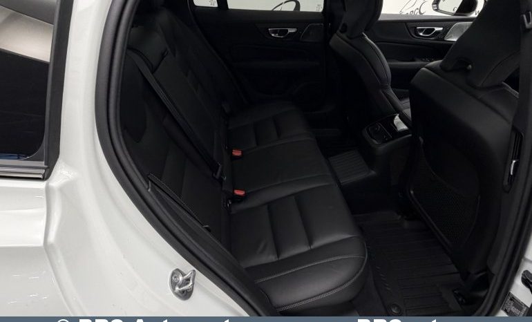 Volvo V60 Plug-in AWD T8 Twin Engine 2025 full