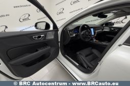 Volvo V60 Plug-in AWD T8 Twin Engine 2025 full