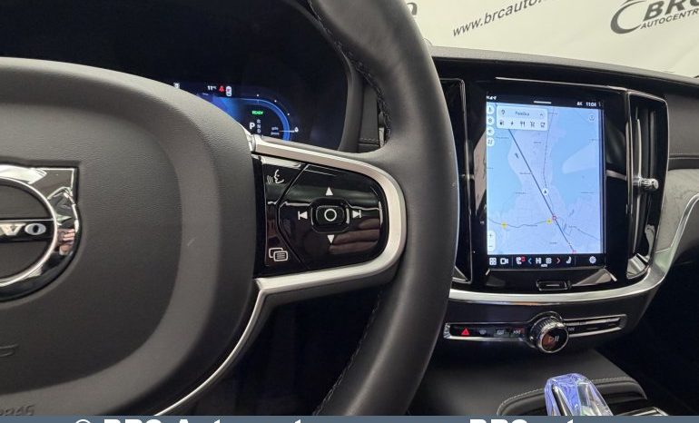 Volvo V60 Plug-in AWD T8 Twin Engine 2025 full