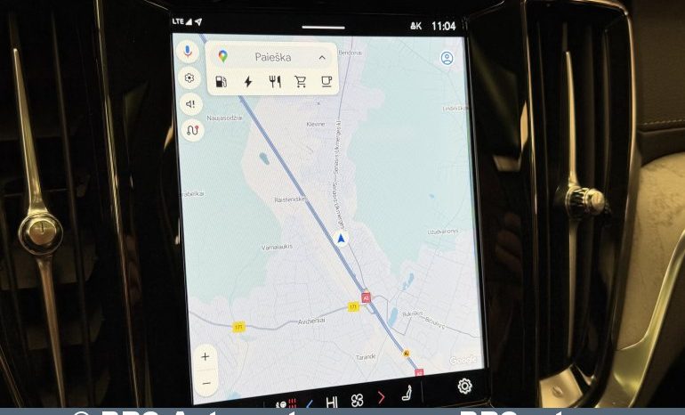 Volvo V60 Plug-in AWD T8 Twin Engine 2025 full