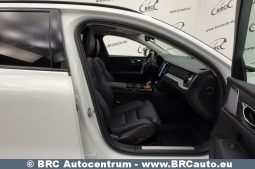 Volvo V60 Plug-in AWD T8 Twin Engine 2025