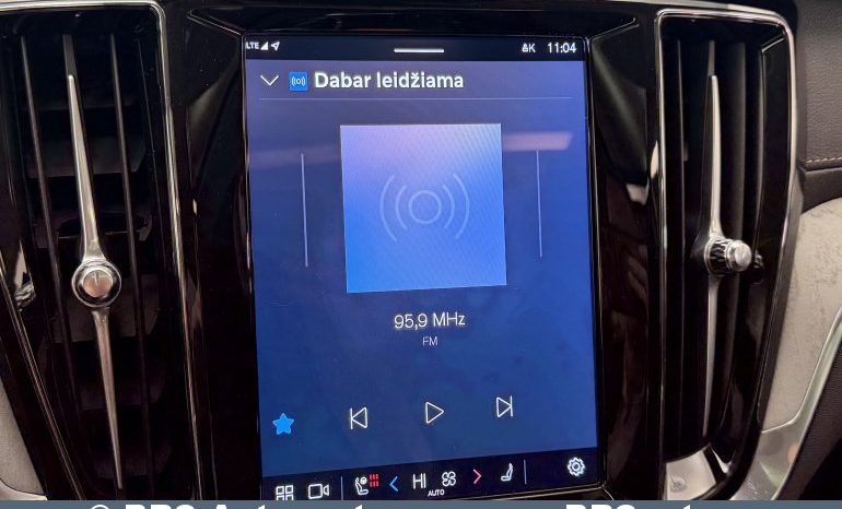 Volvo V60 Plug-in AWD T8 Twin Engine 2025 full