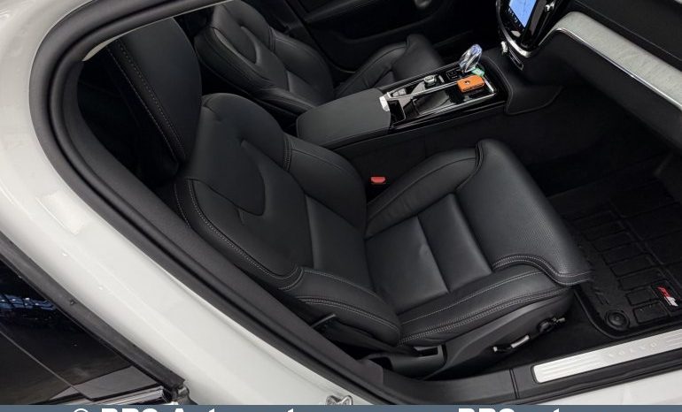 Volvo V60 Plug-in AWD T8 Twin Engine 2025 full