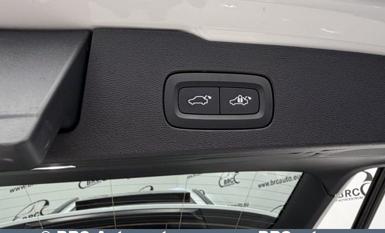 Volvo V60 Plug-in AWD T8 Twin Engine 2025 full