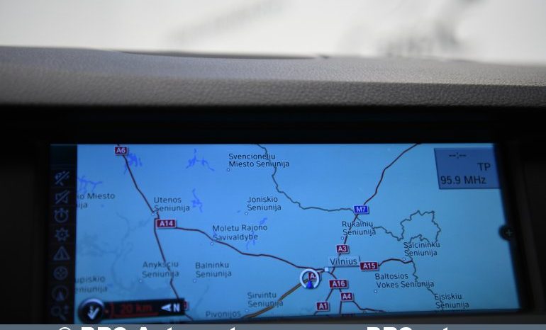 BMW 525 d Touring Automatas 2011 full