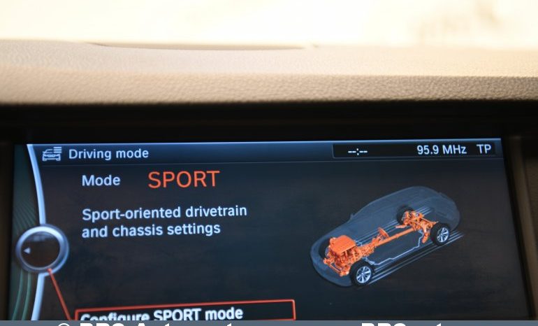 BMW 525 d Touring Automatas 2011 full