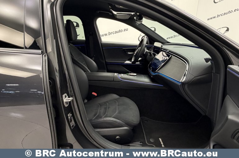 Mercedes-Benz E 220 d AMG Mild-Hybrid Automatas 2024