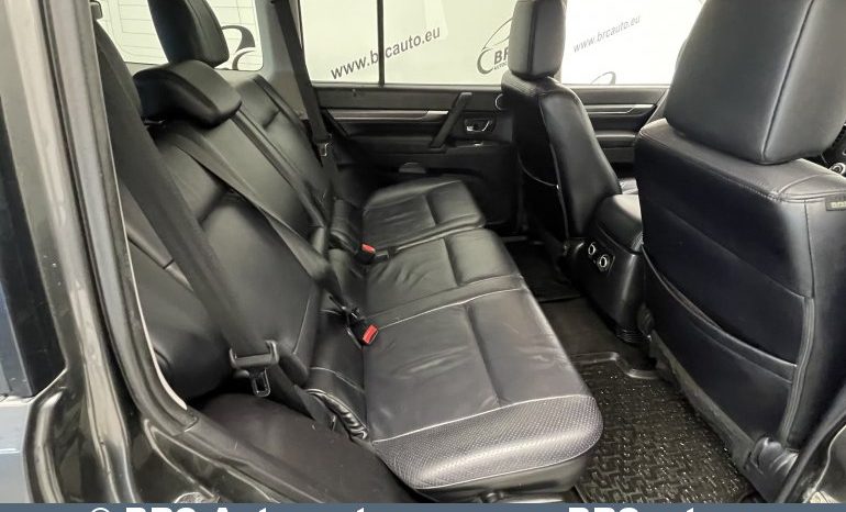 Mitsubishi Pajero 3.2 DI-D Automatas 2011 full