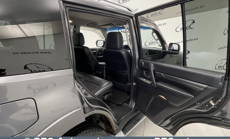 Mitsubishi Pajero 3.2 DI-D Automatas 2011 full