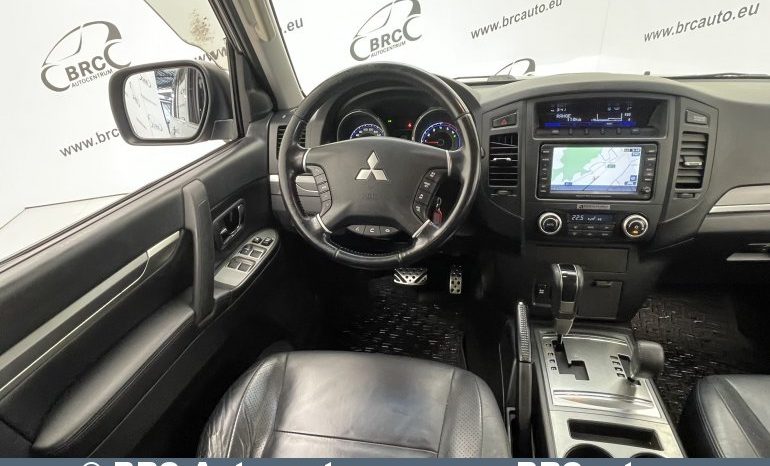 Mitsubishi Pajero 3.2 DI-D Automatas 2011 full
