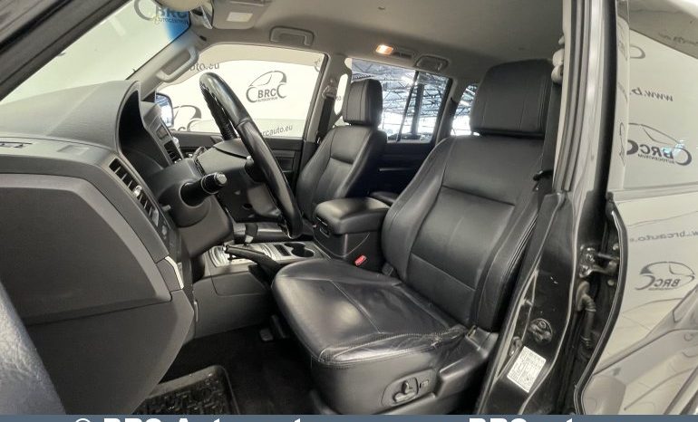 Mitsubishi Pajero 3.2 DI-D Automatas 2011 full