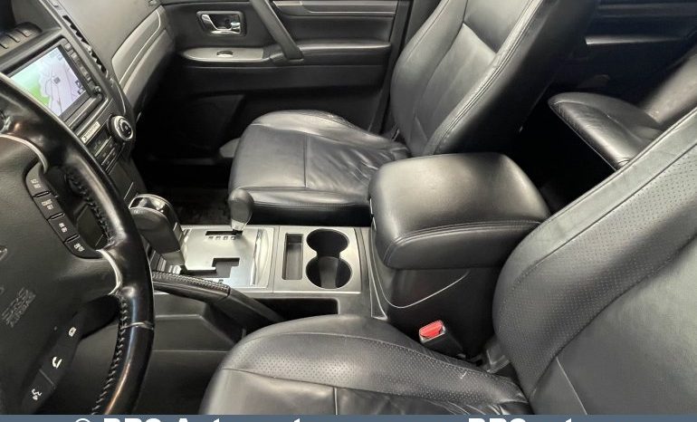 Mitsubishi Pajero 3.2 DI-D Automatas 2011 full