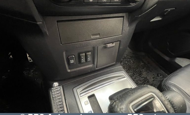 Mitsubishi Pajero 3.2 DI-D Automatas 2011 full