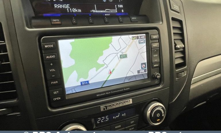 Mitsubishi Pajero 3.2 DI-D Automatas 2011 full