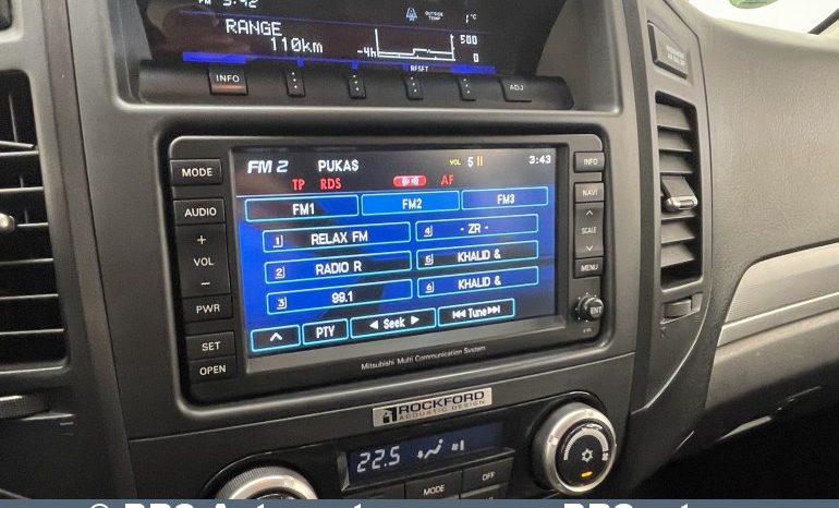 Mitsubishi Pajero 3.2 DI-D Automatas 2011 full