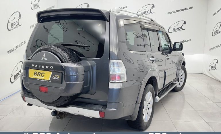 Mitsubishi Pajero 3.2 DI-D Automatas 2011 full