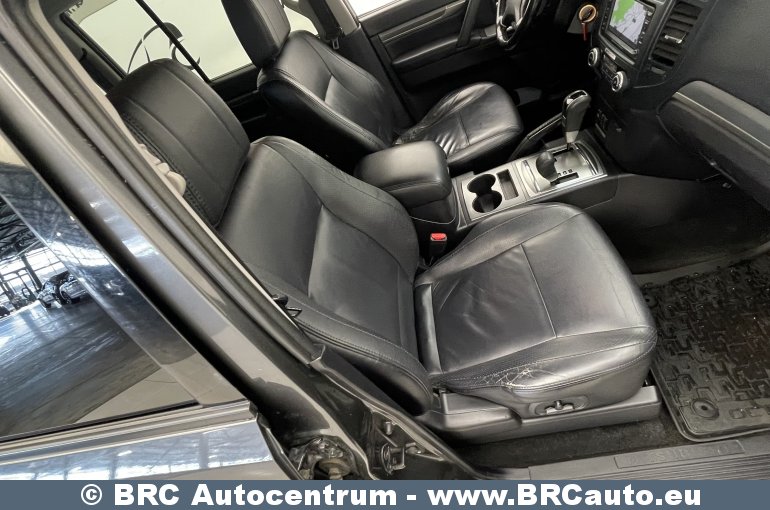 Mitsubishi Pajero 3.2 DI-D Automatas 2011