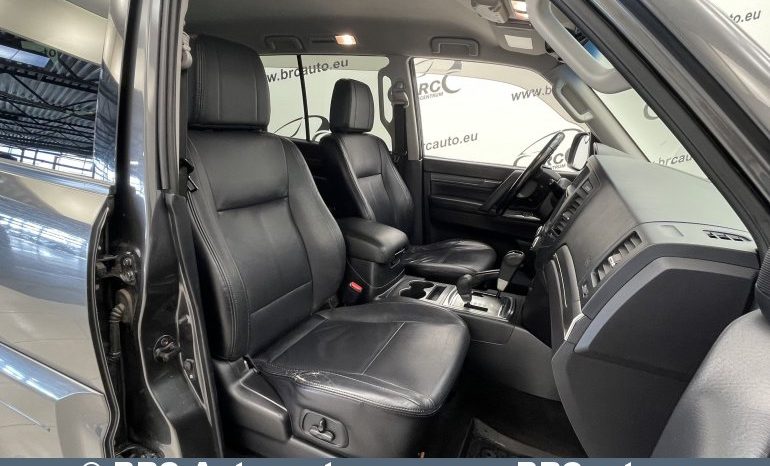 Mitsubishi Pajero 3.2 DI-D Automatas 2011 full