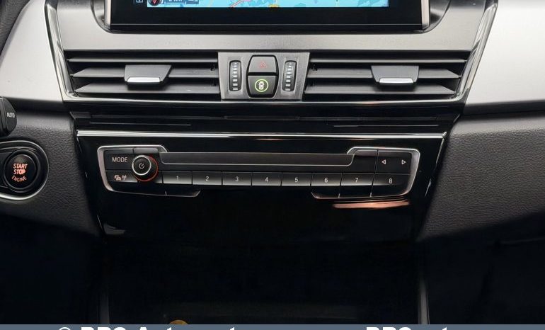 BMW 218 Gran Tourer d Automatas 2015 full