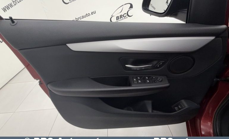 BMW 218 Gran Tourer d Automatas 2015 full