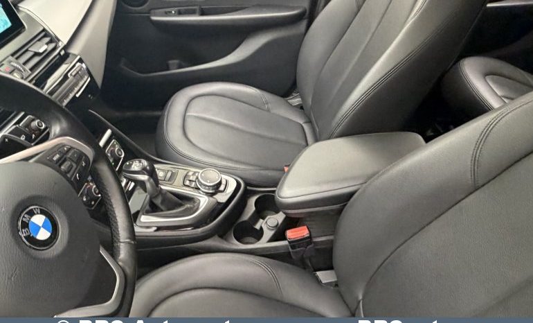 BMW 218 Gran Tourer d Automatas 2015 full