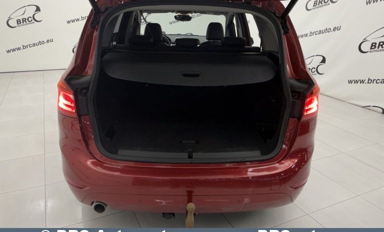 BMW 218 Gran Tourer d Automatas 2015 full