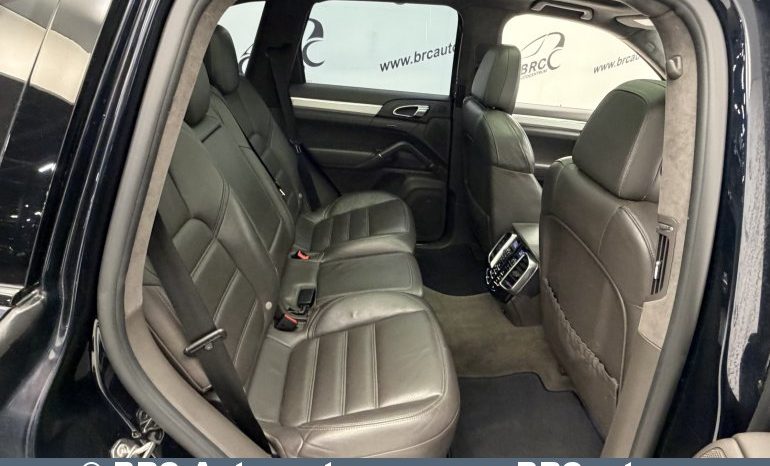 Porsche Cayenne Turbo V8 Automatas 2015 full