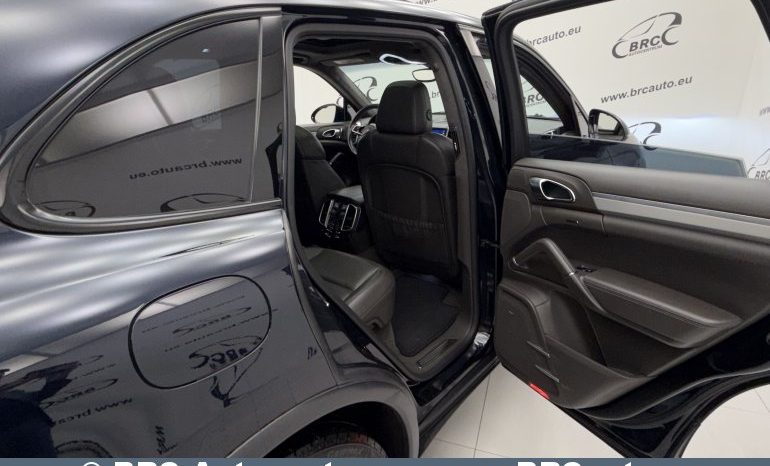 Porsche Cayenne Turbo V8 Automatas 2015 full