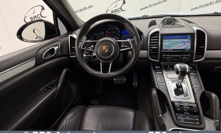 Porsche Cayenne Turbo V8 Automatas 2015 full