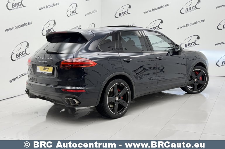 Porsche Cayenne Turbo V8 Automatas 2015