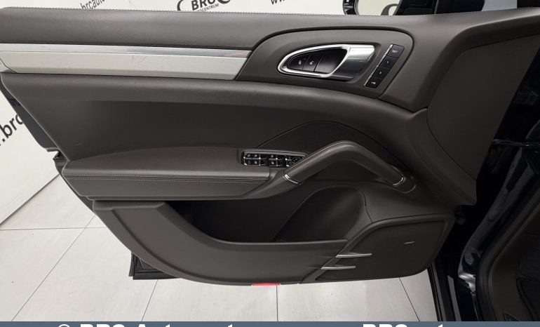 Porsche Cayenne Turbo V8 Automatas 2015 full