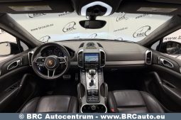 Porsche Cayenne Turbo V8 Automatas 2015 full