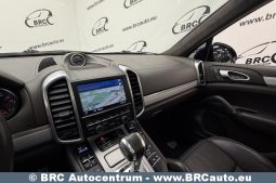 Porsche Cayenne Turbo V8 Automatas 2015 full
