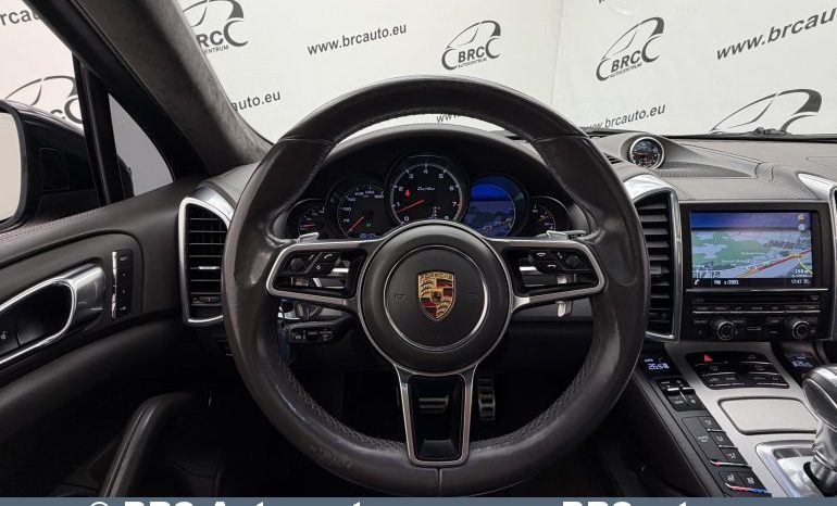 Porsche Cayenne Turbo V8 Automatas 2015 full