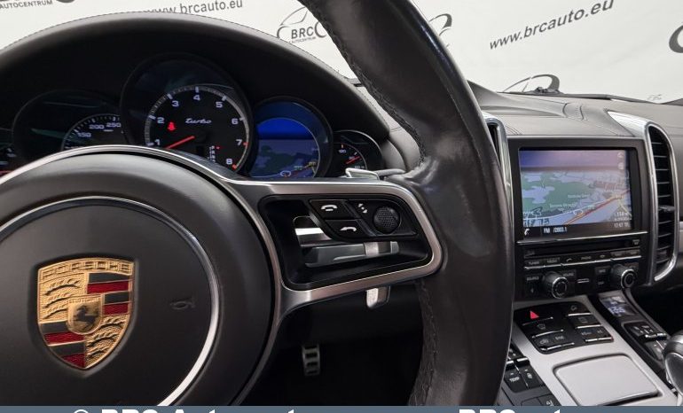 Porsche Cayenne Turbo V8 Automatas 2015 full