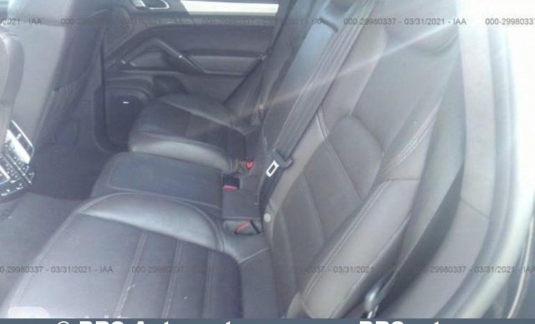 Porsche Cayenne Turbo V8 Automatas 2015 full