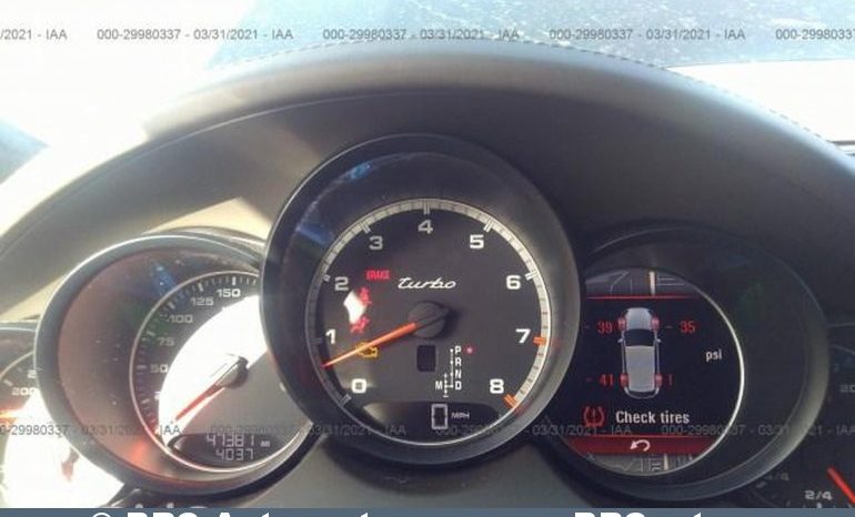 Porsche Cayenne Turbo V8 Automatas 2015 full