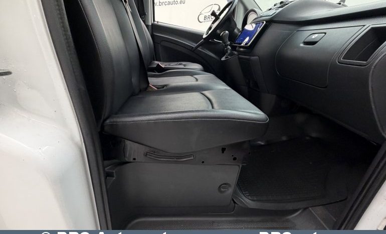 Mercedes-Benz Vito CDI 113 2011 full