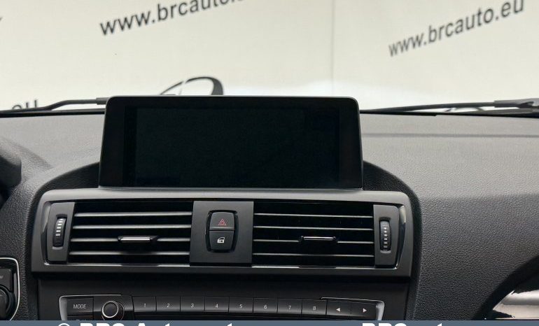 BMW 116 i Sport 2012 full