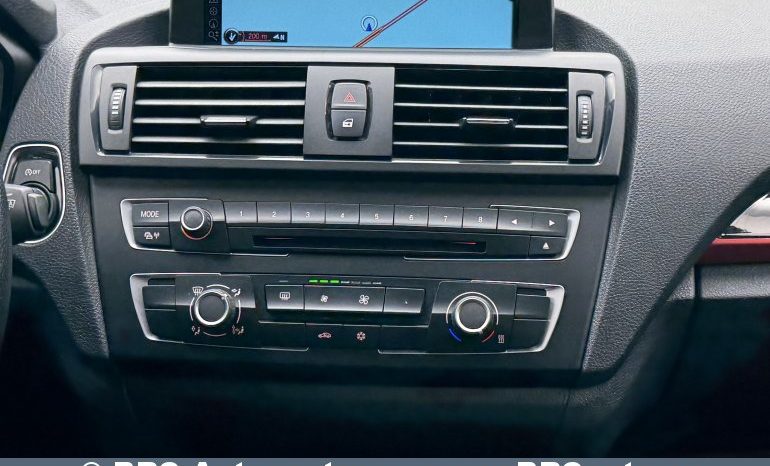 BMW 116 i Sport 2012 full