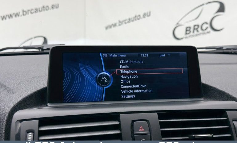 BMW 116 i Sport 2012 full